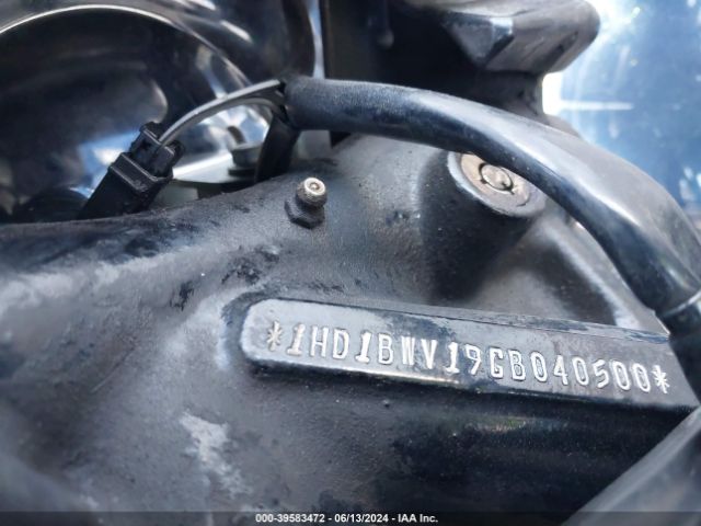 2016 HARLEY-DAVIDSON FLSTC 1HD1BWV19GB040500 Photo 9