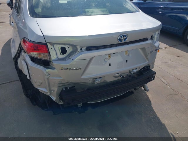 Toyota Corolla Hybrid Le 2022 JTDEAMDE9NJ057315 Image 6