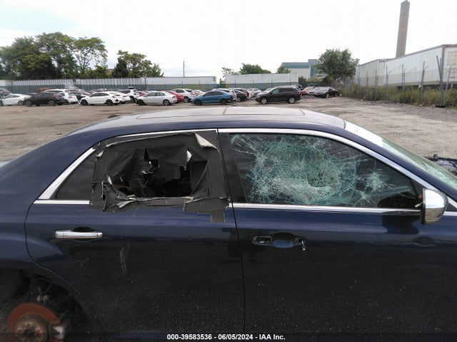 Chrysler 300c Awd 2014 2C3CCAKT0EH106926 Image 11