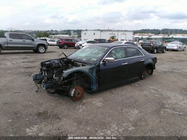Chrysler 300c Awd 2014 2C3CCAKT0EH106926 Image 2