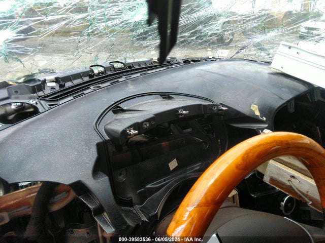 Chrysler 300c Awd 2014 2C3CCAKT0EH106926 Image 7