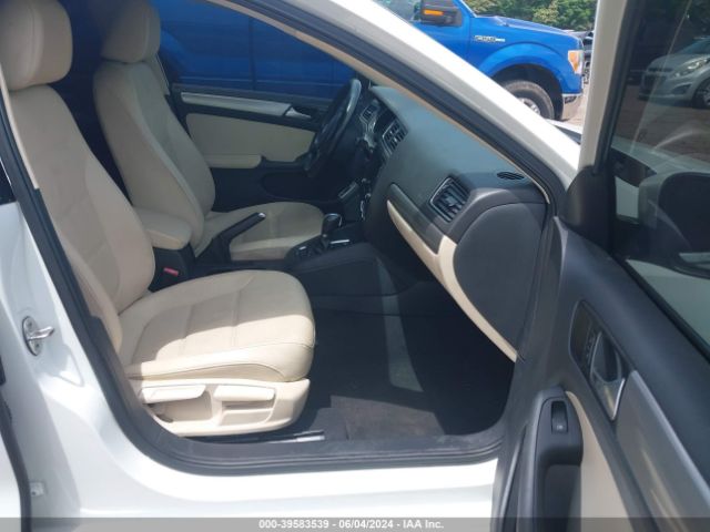 3VWDB7AJ2HM242421 Volkswagen Jetta 1.4t Se