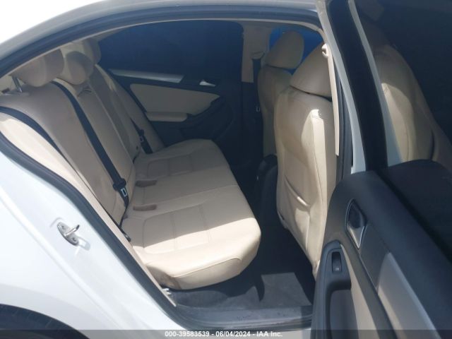 3VWDB7AJ2HM242421 Volkswagen Jetta 1.4t Se