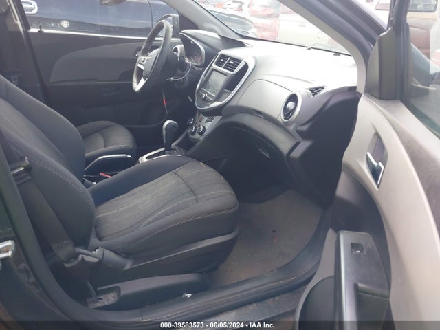 Chevrolet Sonic Lt Auto 2017 1G1JD5SH8H4141792 Image 5
