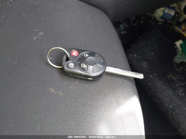 Ford FOCUS S 2017 1FADP3E20HL323196 Image 11