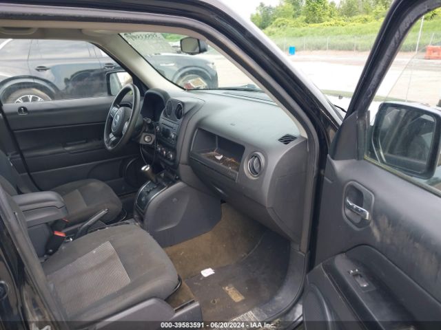 1C4NJRBBXGD781229 Jeep Patriot Sport
