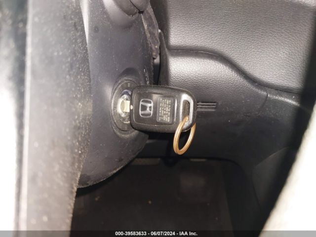 2HKRW6H38JH222653 Honda CR-V LX