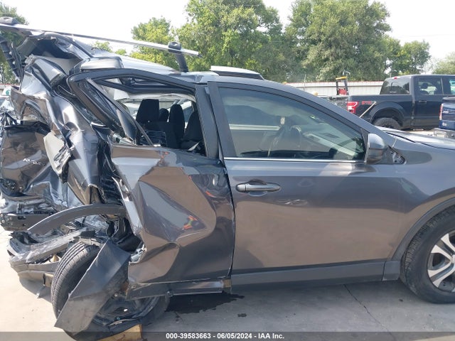 Toyota RAV4 LE 2017 JTMZFREV7HJ147310 Image 13