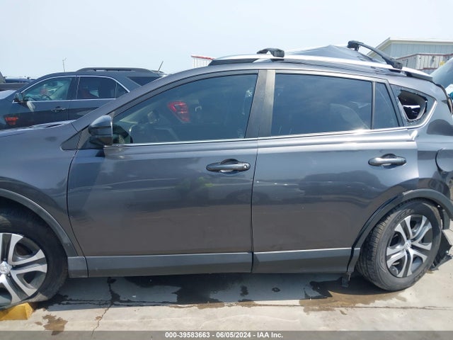 Toyota RAV4 LE 2017 JTMZFREV7HJ147310 Image 14