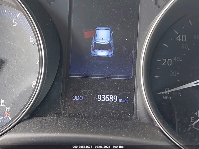 Toyota C-HR XLE 2019 NMTKHMBX2KR082993 Image 14