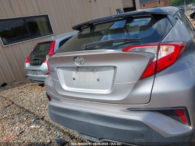 Toyota C-HR XLE 2019 NMTKHMBX2KR082993 Image 15