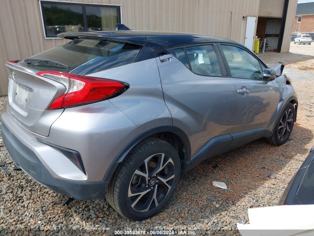 Toyota C-HR XLE 2019 NMTKHMBX2KR082993 Image 4