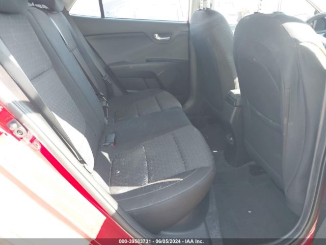 3KPA25AD7NE483529 KIA Rio 5-door S