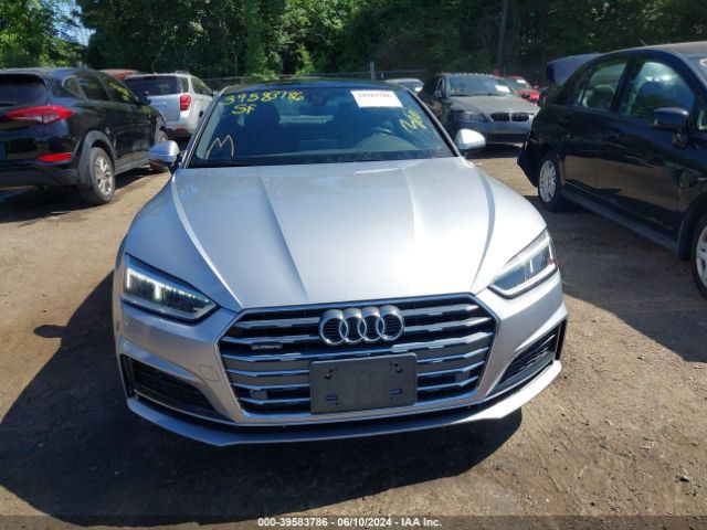 WAUTNAF58JA019847 Audi A5 2.0t Premium