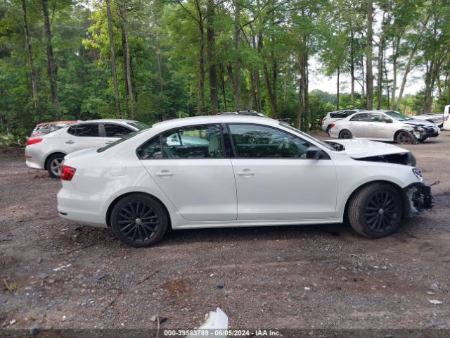 3VWD17AJ5FM409905 Volkswagen Jetta 1.8t Sport