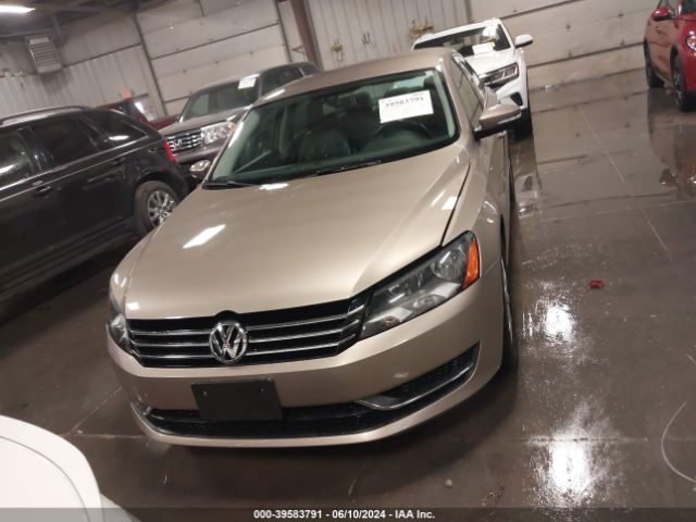 1VWAT7A34FC077066 Volkswagen Passat 1.8t Wolfsburg Edition