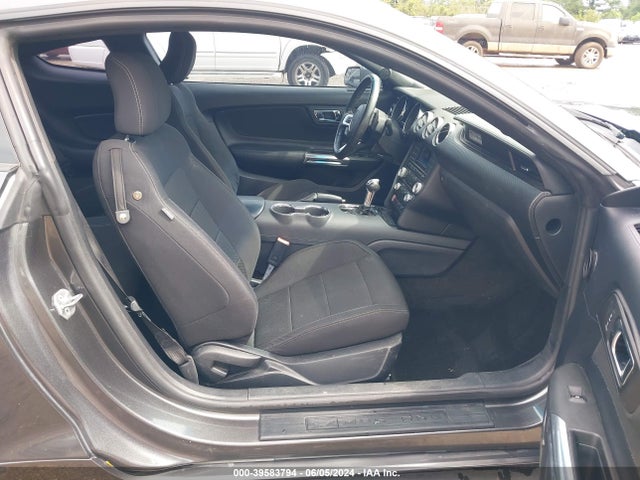 Ford Mustang V6 2016 1FA6P8AM2G5246167 Image 5
