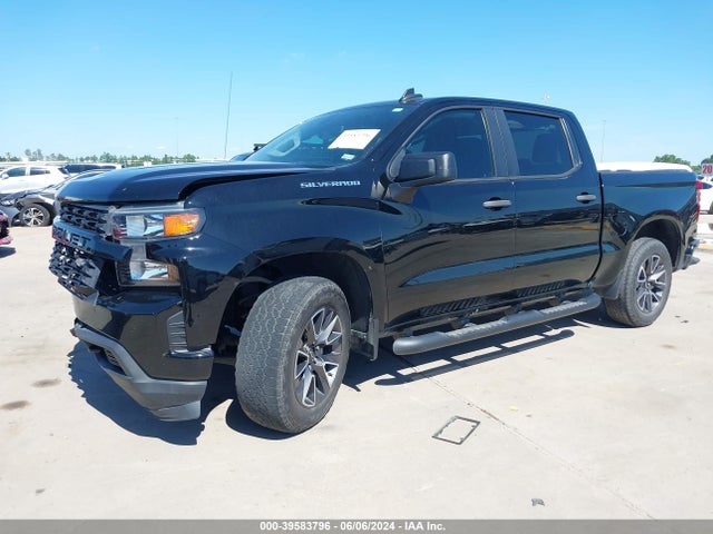Chevrolet Silverado 1500 Custom 2019 3GCPWBEF4KG101479 Image 2