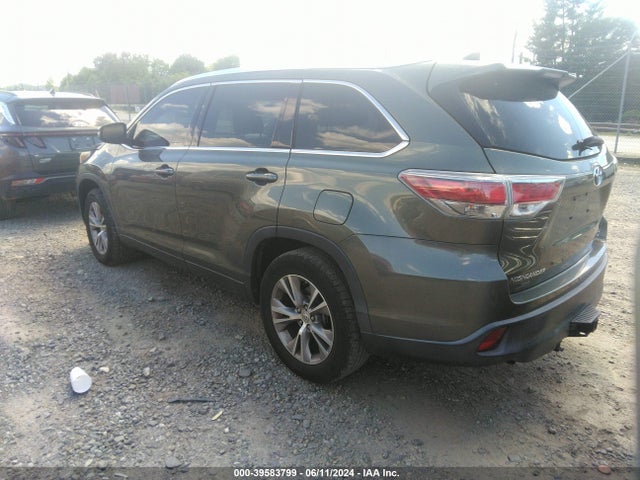 Toyota Highlander Xle V6 2015 5TDKKRFH4FS045713 Image 3