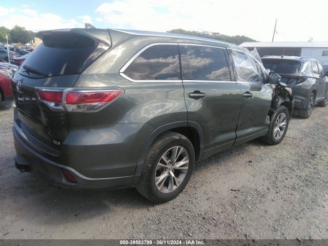 Toyota Highlander Xle V6 2015 5TDKKRFH4FS045713 Image 4