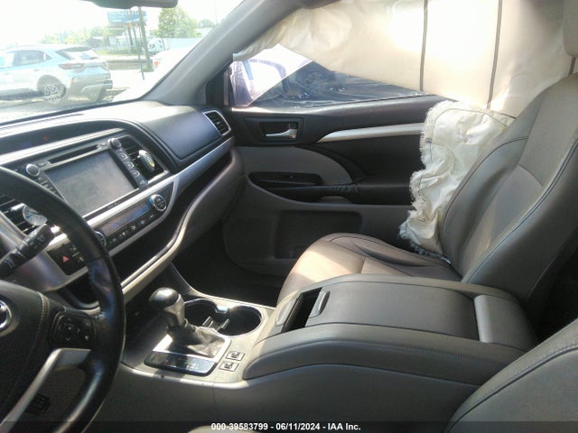 Toyota Highlander Xle V6 2015 5TDKKRFH4FS045713 Image 5