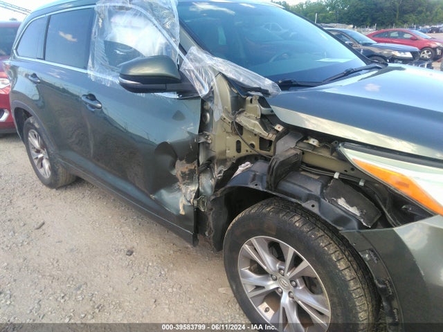 Toyota Highlander Xle V6 2015 5TDKKRFH4FS045713 Image 6