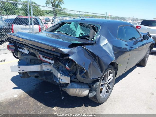 2C3CDZGG8KH705365 Dodge Challenger Sxt Awd