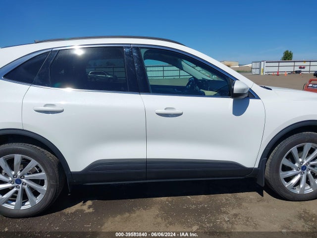 Ford Escape Titanium 2022 1FMCU9J90NUB55095 Image 13