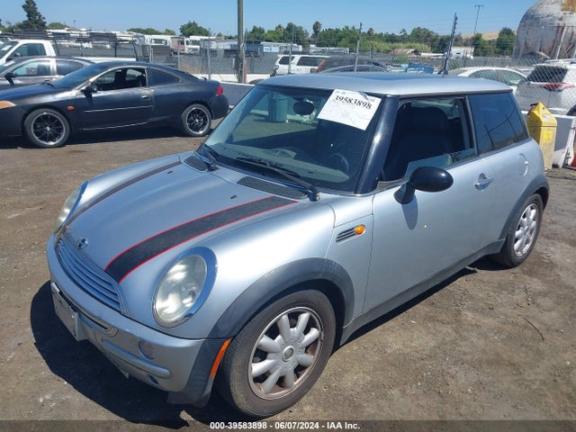 2004 MINI COOPER WMWRC33444TJ57868 Photo 1