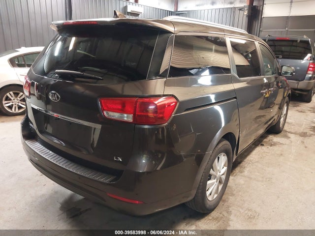 KIA SEDONA LX 2017 KNDMB5C19H6332170 Image 4