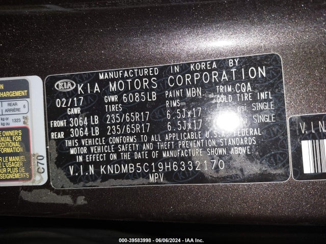KIA SEDONA LX 2017 KNDMB5C19H6332170 Image 9