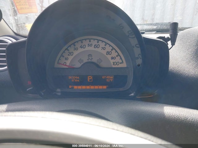 WMEEJ3BA0FK820846 Smart Fortwo Passion/pure