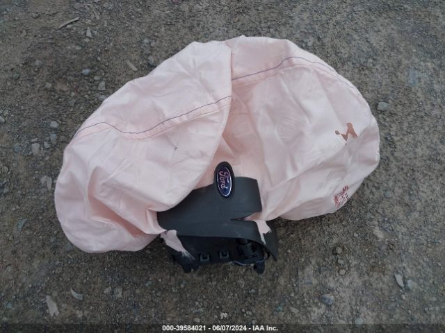 1FA6P0H73G5128369 Ford FUSION SE