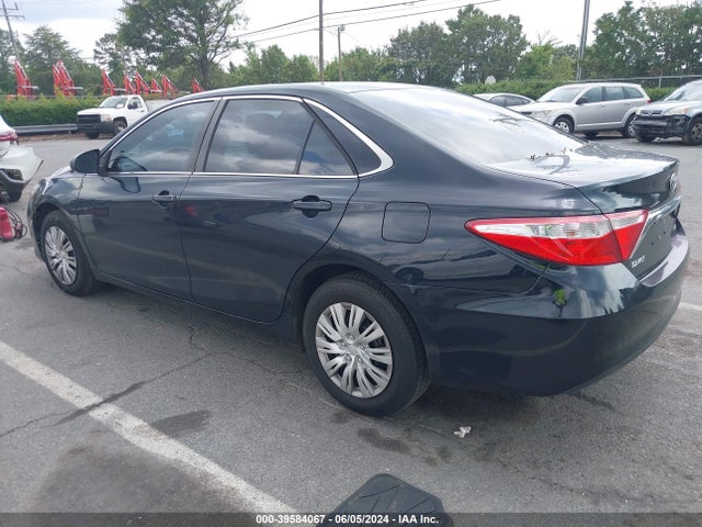 Toyota CAMRY LE 2015 4T4BF1FK2FR481460 Image 3