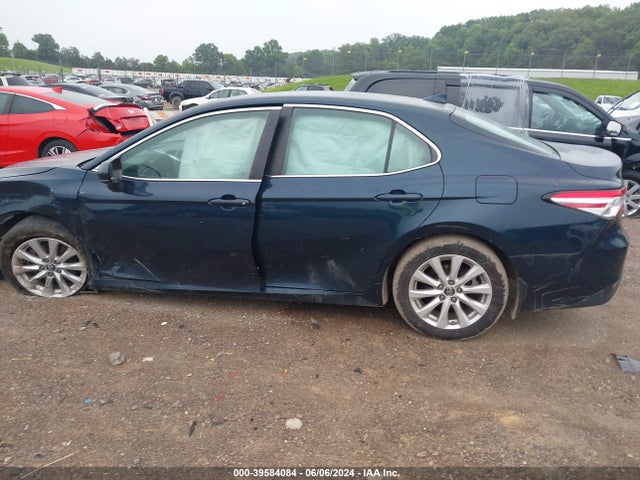 Toyota CAMRY LE 2019 4T1B11HK8KU814826 Image 14
