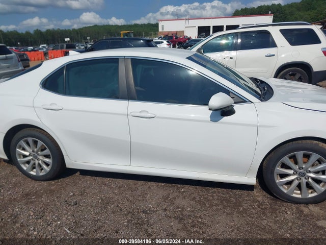 Toyota CAMRY LE 2020 4T1C11AK3LU399527 Image 13