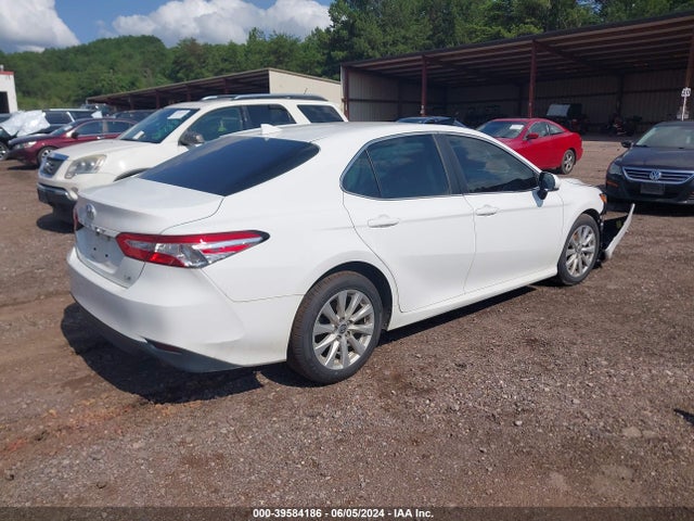 Toyota CAMRY LE 2020 4T1C11AK3LU399527 Image 4