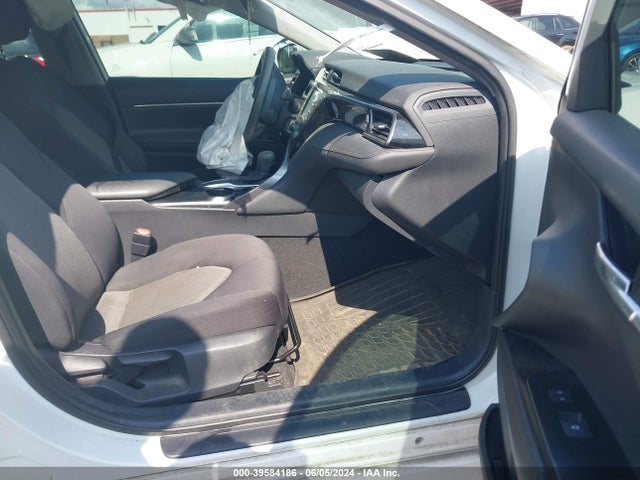 Toyota CAMRY LE 2020 4T1C11AK3LU399527 Image 5