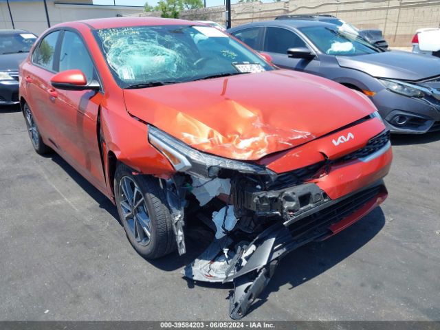 3KPF24AD8PE597932 KIA Forte Lxs