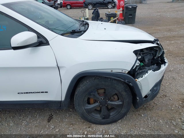1C4PJMCB0FW746292 Jeep Cherokee Latitude Altitude