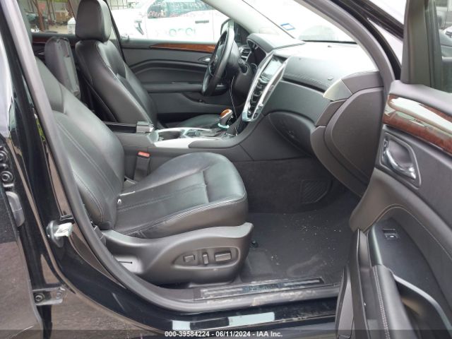 3GYFNBE38GS560615 Cadillac Srx Luxury Collection