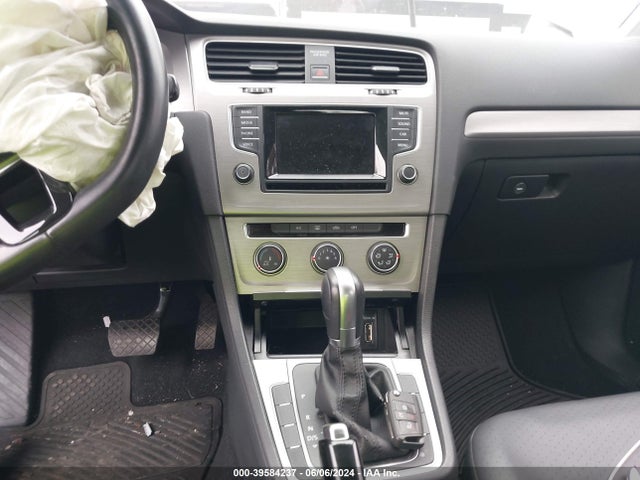 3VW217AU4FM094094 Volkswagen Golf Tsi S 4-door
