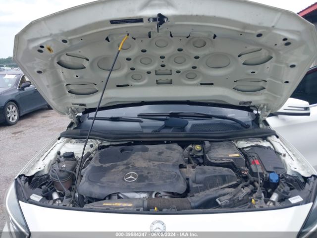 WDCTG4EBXFJ127796 Mercedes-Benz GLA 250