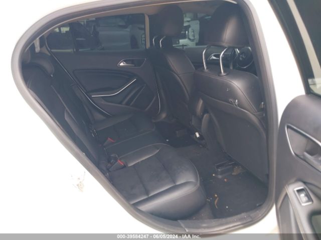 WDCTG4EBXFJ127796 Mercedes-Benz GLA 250
