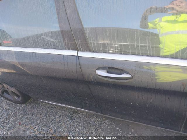 WDDUG8CB9GA222605 Mercedes-Benz S 550