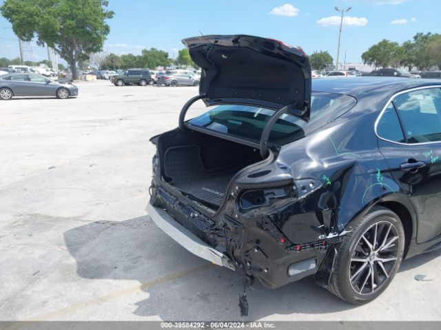 4T1S31AK2NU597329 Toyota Camry Se Hybrid