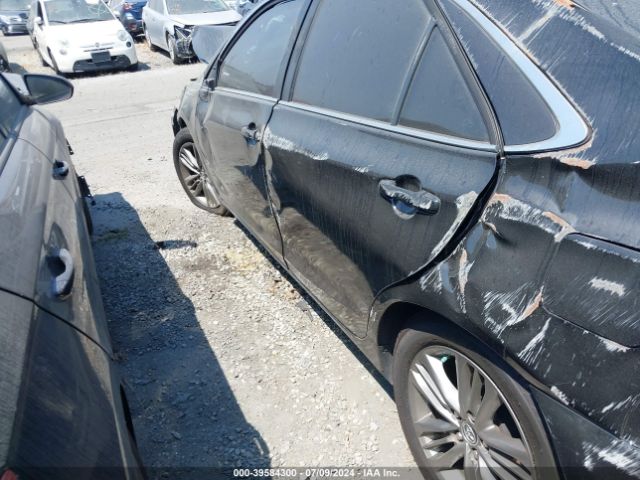 4T1BF1FK0FU907723 Toyota CAMRY SE