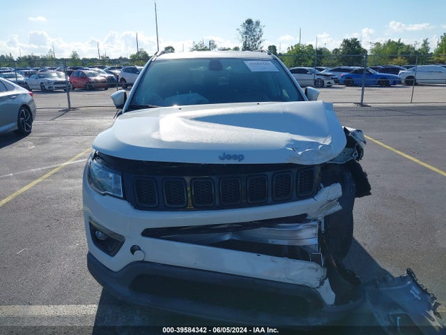 3C4NJCBB2MT505159 Jeep Compass Latitude Fwd