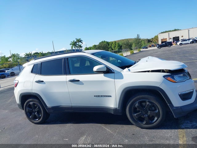3C4NJCBB2MT505159 Jeep Compass Latitude Fwd