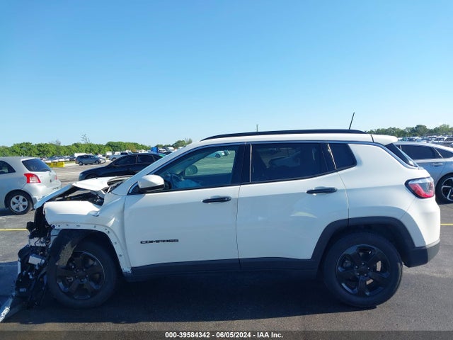 3C4NJCBB2MT505159 Jeep Compass Latitude Fwd